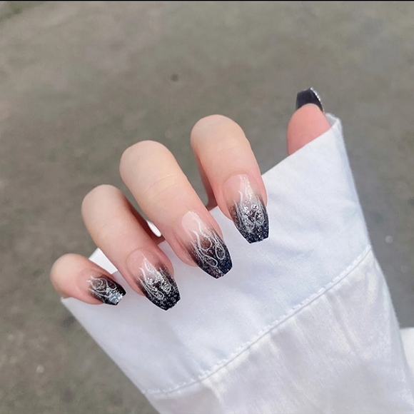 24 Pcs Dark Flame Fake Nails - Picture 6 of 7